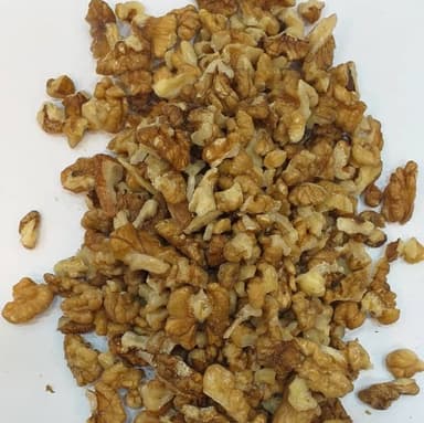 مغز گردو خرده شده ایرانی