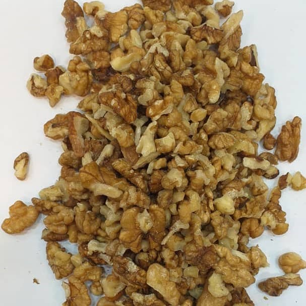 مغز گردو خرده شده ایرانی